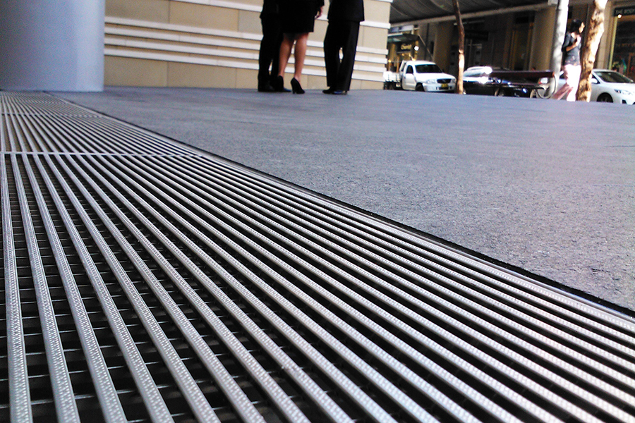 ACO KlassikDrain Stainless Heelsafe® Antislip